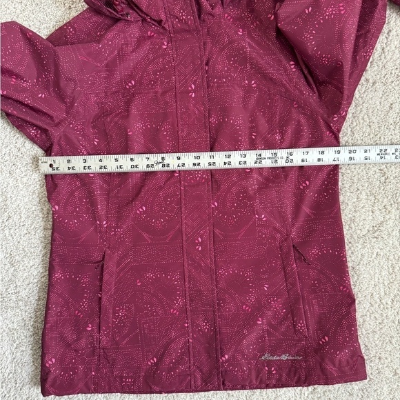 Eddie Bauer Women’s Hooded Rain Jacket - Picture 6 of 7